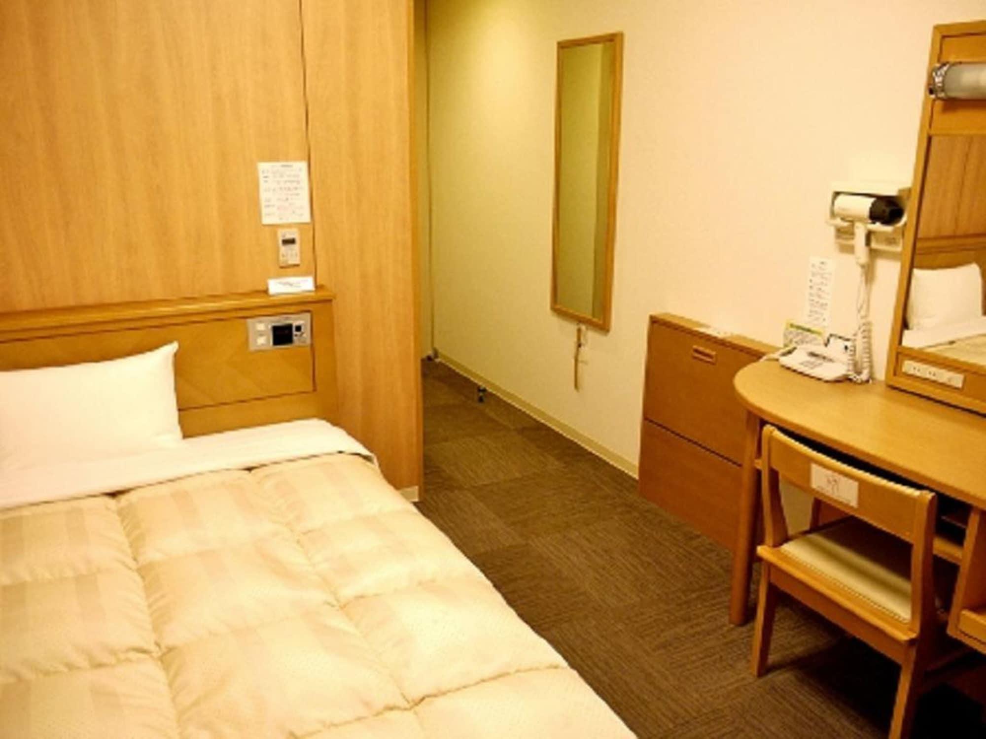 Hotel Route-Inn Tomakomai Ekimae Exterior foto