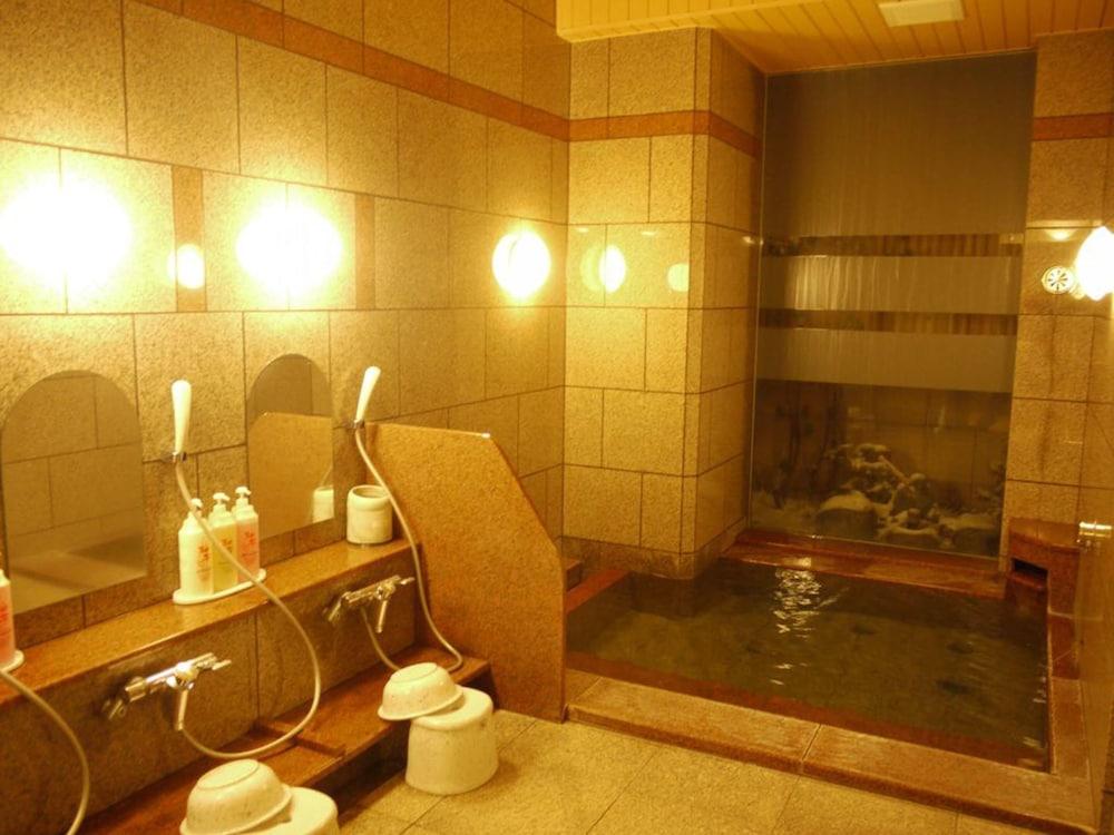 Hotel Route-Inn Tomakomai Ekimae Exterior foto